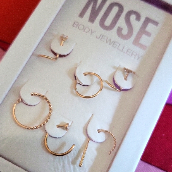 BRAND NEW 🏷Gold Plated Surgical Steel Nose Ring 6-Pack - Picture 2 of 5